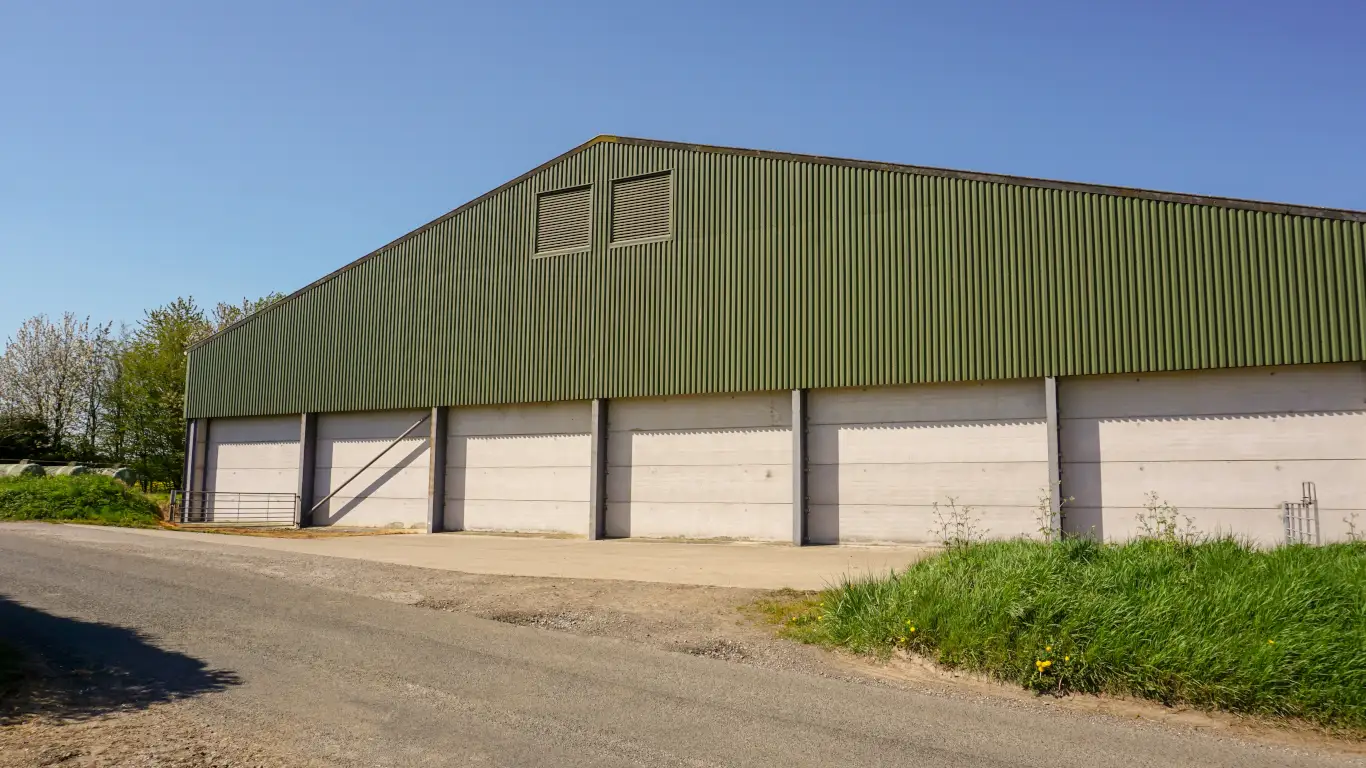 Commercial Warehouses image 1